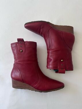 Frye  Red Leather Wedge Ankle Boots